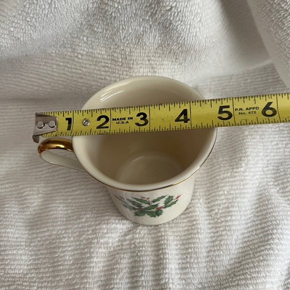 Lenox Dimensions Collection Holiday Coffee Mugs Set of 4 - Picture 6 of 6